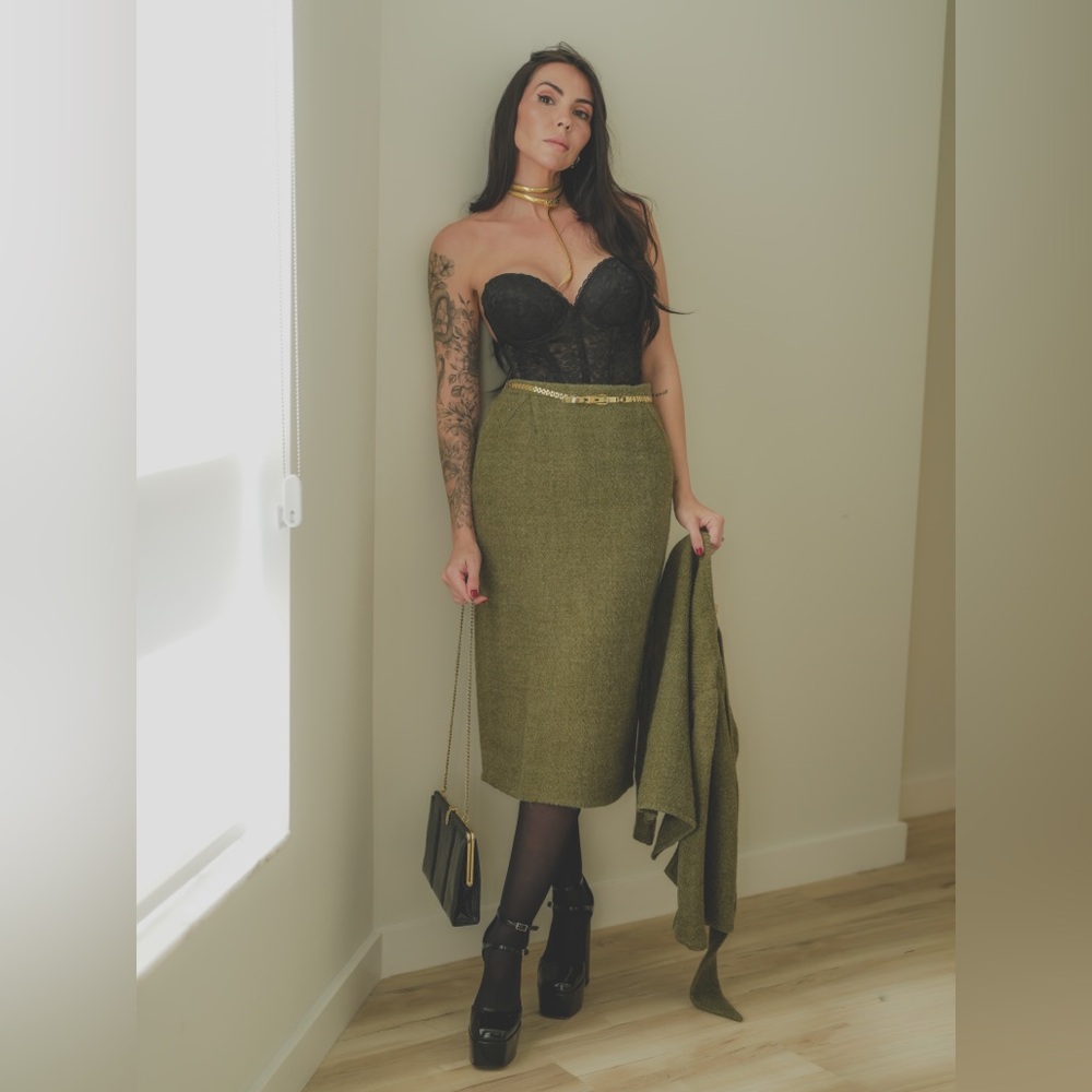 1960s True Vintage Wool Olive Green Tulip Skirt with Blazer - Picture 1 of 11
